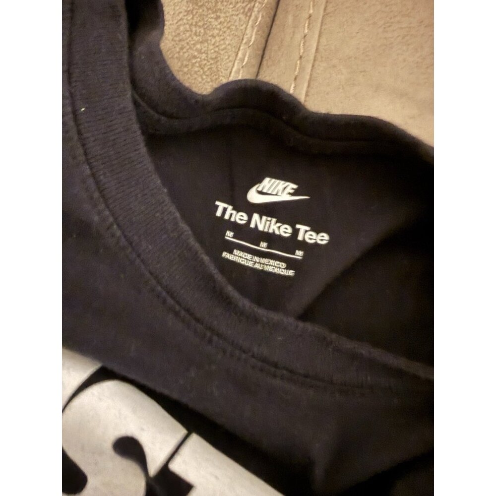 Nike The Nike Tee Men’s Medium Black Just Do It Swoosh Logo T-Shirt - Picture 3 of 5
